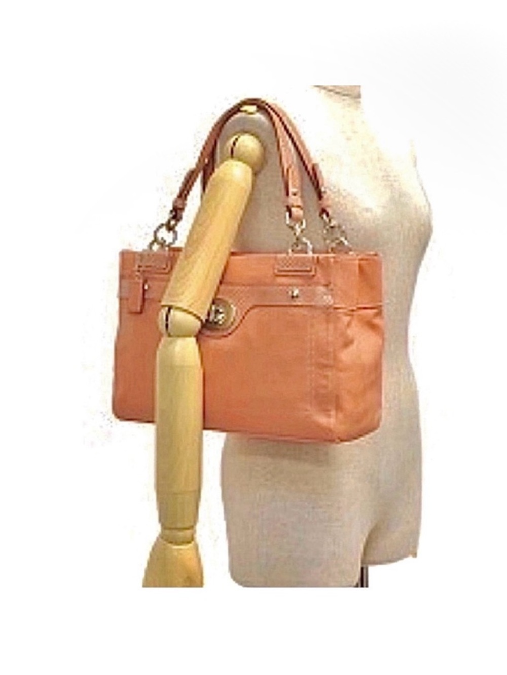 Coach Penelope Carryall F16532 Turnlock Leather